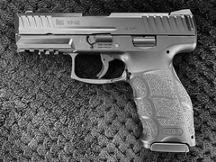 H&K VP40_left.jpeg